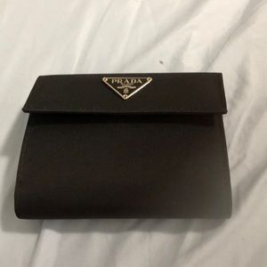Prada wallet Original